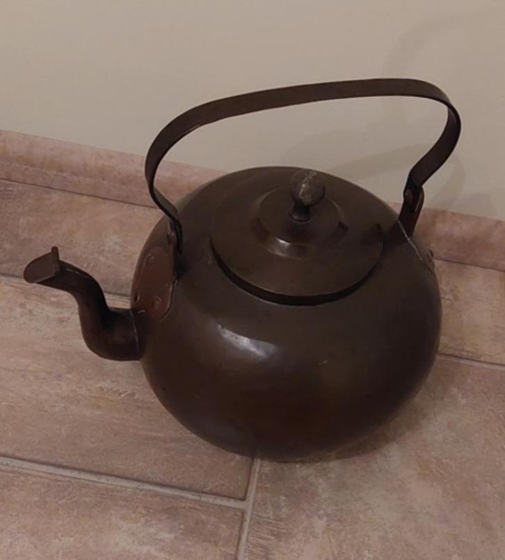 Antieke koperen handgemaakte ketel. Prijs € 125,00., Antiek en Kunst, Antiek | Koper en Brons, Koper, Ophalen of Verzenden