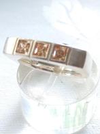 zilveren RING, maat 17 3/4, gematteerd, bezet met 3 Citrien, Ophalen of Verzenden, Zo goed als nieuw, 17 tot 18, Met edelsteen