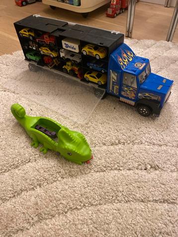 Auto Transporter met Hagedis Launcher + 11 Autootjes beschikbaar voor biedingen