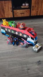 Paw patrol bus + alle pups met auto, Kinderen en Baby's, Speelgoed | Speelgoedvoertuigen, Ophalen, Zo goed als nieuw