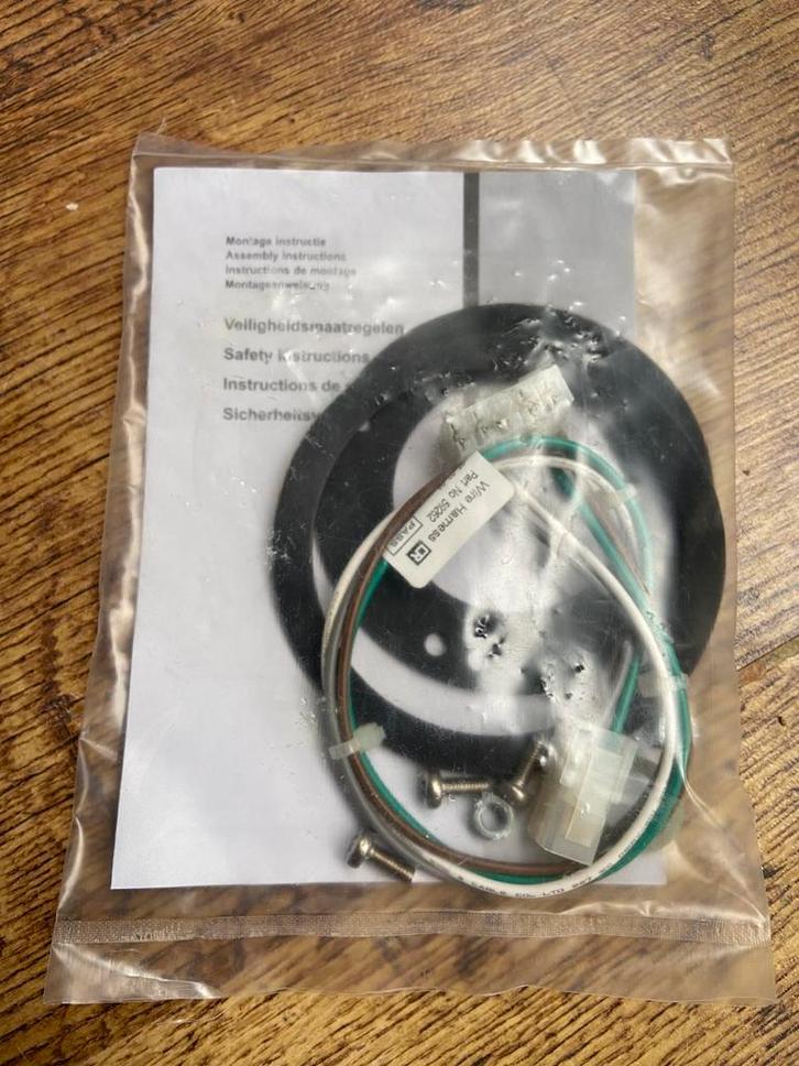 Remeha ventilator kabeltje en pakking, Doe-het-zelf en Verbouw, Verwarming en Radiatoren, Nieuw, Cv-ketel of Combi-ketel, Minder dan 30 cm