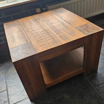Salontafel teak bijzettafel vierkant beschikbaar voor biedingen