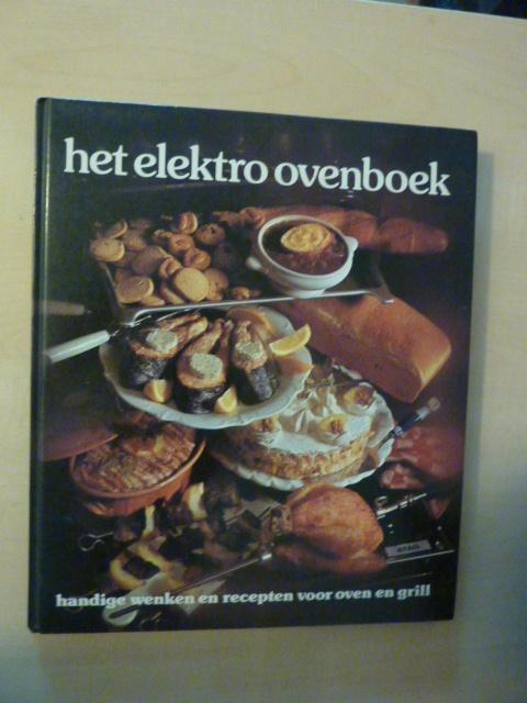 Atag - Het elektro ovenboek, Boeken, Overige Boeken, Zo goed als nieuw, Ophalen of Verzenden