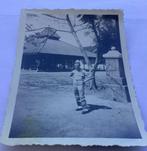 Ned Indië 1947 echte foto van een soldaat 6x9 cm, Ophalen of Verzenden
