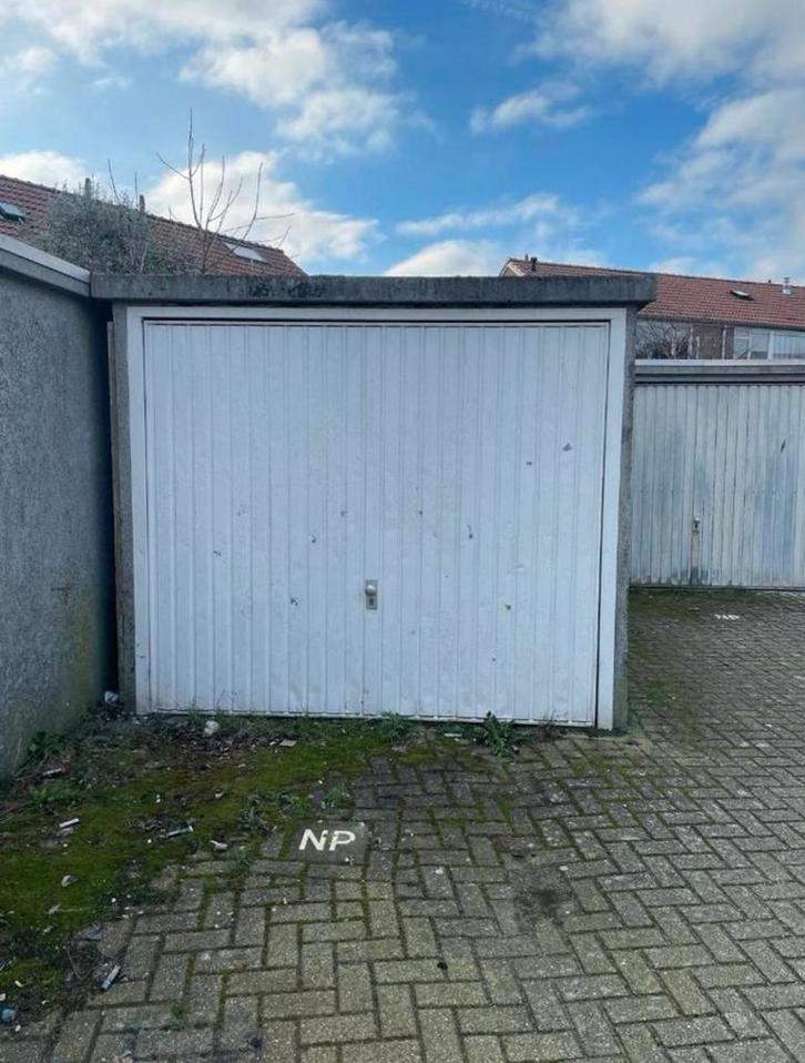 Te huur nette garagebox Maurik (Prunuslaan) per 18 dec.2025, Auto diversen, Autostallingen en Garages