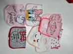 Baby kleding (disney) pakket mutsjes + slabbetjes, Ophalen of Verzenden, Gebruikt