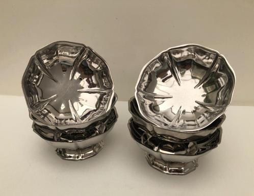 Vintage Franse RVS lage ijscoupes | tulpvorm | set van 6, Huis en Inrichting, Keuken | Servies, Gebruikt, Overige typen, Overige stijlen