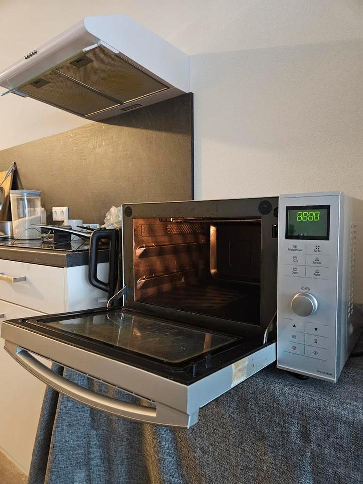 Panasonic NN-DF385M Combimagnetron met Grill - 20L, Witgoed en Apparatuur, Magnetrons, Gebruikt, Vrijstaand, Combimagnetron, 45 tot 60 cm