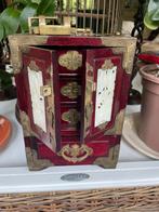 Chinees juwelenkastje met slootje, Antiek en Kunst, Ophalen of Verzenden