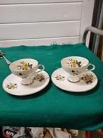 kop en schotel spenzo vintage gele roos, Antiek en Kunst, Antiek | Servies los, Ophalen of Verzenden