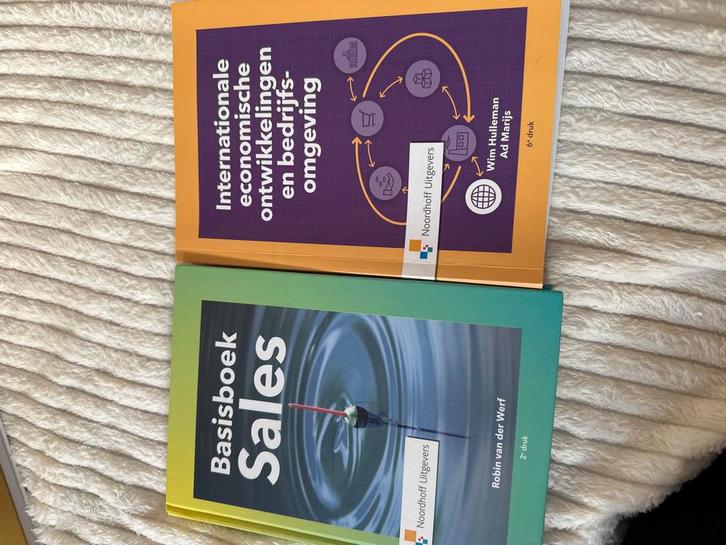 Studieboeken: Internationale Economie & Sales, Boeken, Studieboeken en Cursussen, Gelezen, HBO, Gamma, Ophalen