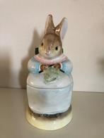 Beatrix Potter Beeldje Bakje Peter Rabbit Mrs Rabbit, Ophalen, Zo goed als nieuw, Dier
