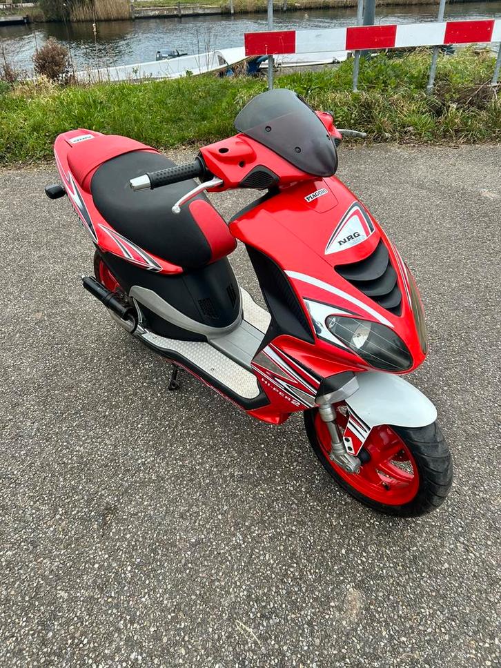 Piaggio nrg power, Fietsen en Brommers, Scooters | Piaggio, Gebruikt, NRG, Maximaal 45 km/u, Tweetakt, Ophalen