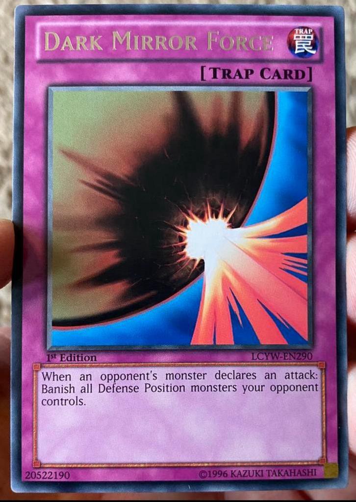 Yu-Gi-Oh! Dark Mirror Force LCYW 1st Edition !, Hobby en Vrije tijd, Verzamelkaartspellen | Yu-gi-Oh!, Zo goed als nieuw, Losse kaart