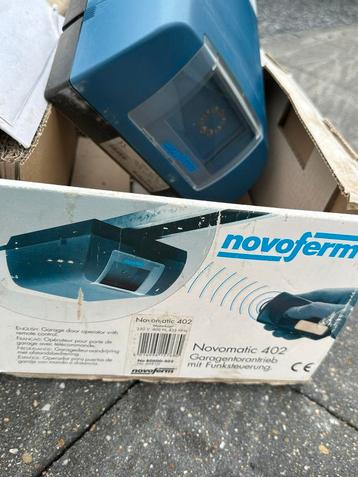 Garage motor met rails Novoferm Novomatic 402 nieuw in doos) beschikbaar voor biedingen