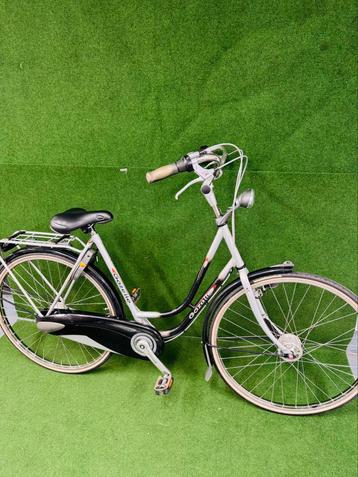 Damesfiets merk Gazelle Impala.  Zeer weinig gebruikt  beschikbaar voor biedingen
