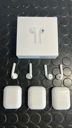 Apple Airpods + cases origineel 1e en 2e generatie, Ophalen of Verzenden, Gebruikt