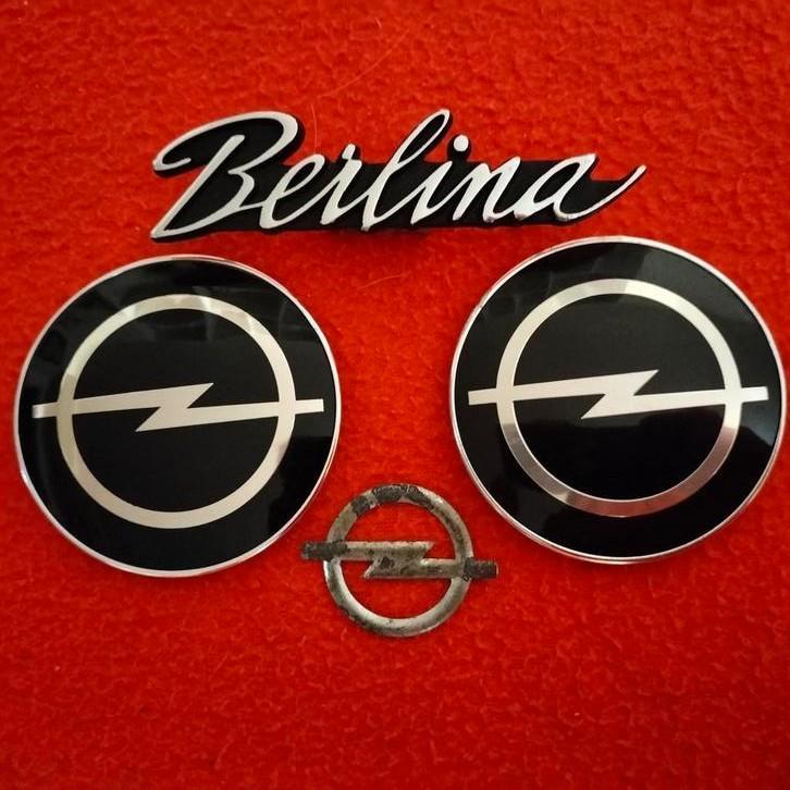 Opel Ascona Berlina emblemen, vintage, 198,origineel, Auto diversen, Overige Auto diversen, Ophalen of Verzenden