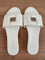 Lonneke Nooteboom lederen slippers maat 39, Kleding | Dames, Schoenen, Slippers, Wit, Ophalen of Verzenden, Zo goed als nieuw