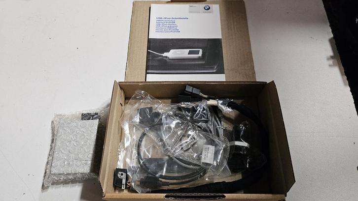 Ipod inbouwset interface kabel BMW  65410427467 0427467, Auto diversen, Autoradio's, Ophalen of Verzenden