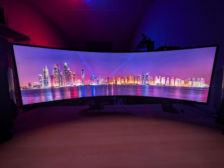 Samsung Odyssey G9 (G95TSSP) 49" Zwart, Computers en Software, Monitoren, Zo goed als nieuw, 201 Hz of meer, DisplayPort, HDMI