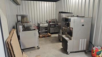 Complete Inboedel Cafetaria Snackbar FastFood Restaurant beschikbaar voor biedingen