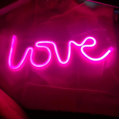 neon verlichting 'love' Usb of AA batterijen (inclusief), Huis en Inrichting, Lampen | Overige, Nieuw, Ophalen of Verzenden