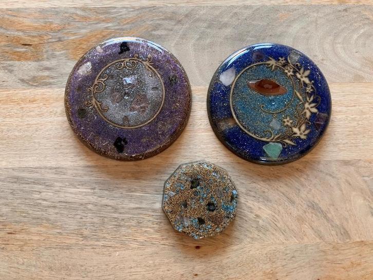Orgonite / orgoniet onderzetters, Verzamelen, Mineralen en Fossielen, Overige typen, Ophalen of Verzenden