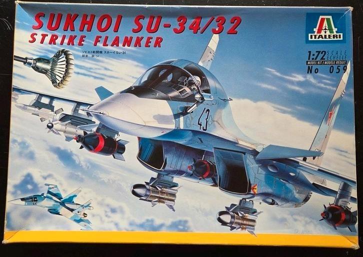 Italeri Sukhoi Su-34/32 Strike Flanker
1:72, Hobby en Vrije tijd, Modelbouw | Vliegtuigen en Helikopters, Zo goed als nieuw, Vliegtuig