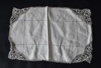 Brocante handgemaakt kleedje met kantklos kant rechthoekig, Ophalen of Verzenden