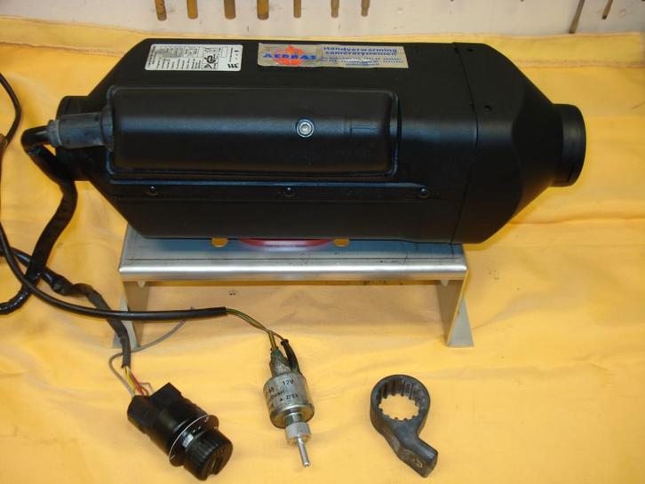 Eberspacher B1LC Compact Verwarming 12 Volt BENZINE Webasto, Watersport en Boten, Accessoires en Onderhoud, Zo goed als nieuw