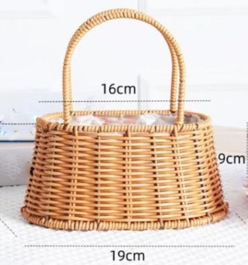 MANDJE - KUNST WICKER beschikbaar voor biedingen