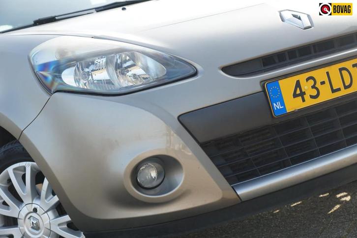 Renault Clio 1.2 TCe Dynamique | Beige Poivre | Navi/Cruise/, Auto's, Renault, Bedrijf, Te koop, Clio, ABS, Airbags, Airconditioning