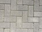 45m2 betonstraatsteen keiformaat grijs, Ophalen, Klinkers, Zo goed als nieuw, 10 m² of meer