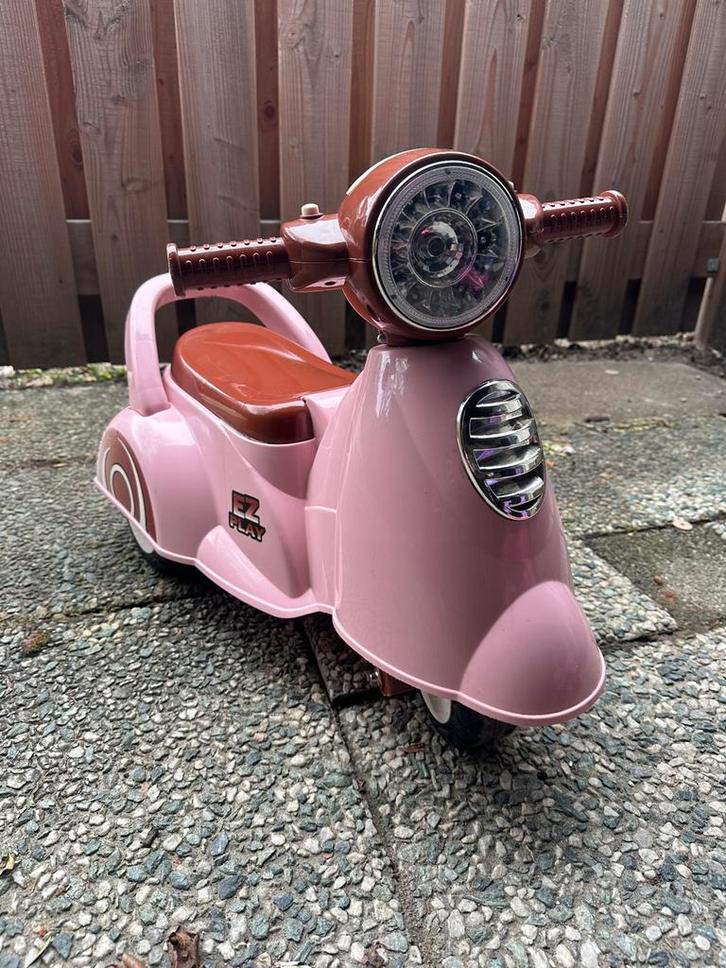 Puck Loopscooter Retro softpink, Kinderen en Baby's, Speelgoed | Buiten | Accuvoertuigen, Zo goed als nieuw, Ophalen of Verzenden