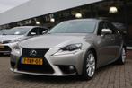 Lexus IS 300h Luxury Line 1e EIG_ADAP-LED_ADAP-CRUIS_PANO_CA, Auto's, Lexus, Euro 5, Achterwielaandrijving, Gebruikt, 181 pk
