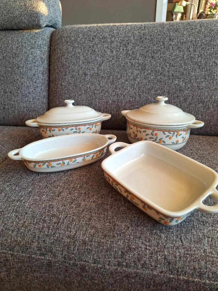 servies merk koffietijd!, Huis en Inrichting, Keuken | Servies, Zo goed als nieuw, Schaal of Schalen, Overige stijlen, Porselein