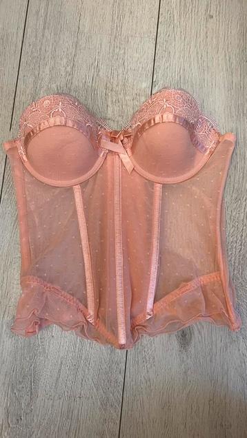 Vintage roze corset maat 70B/C beschikbaar voor biedingen