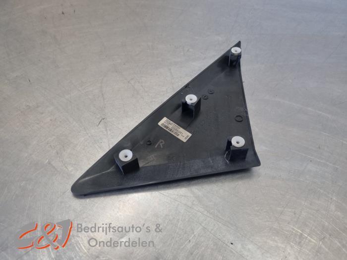 A-stijl Afdekkap rechts van een Mercedes Sprinter, Auto-onderdelen, Interieur en Bekleding, Mercedes-Benz, Gebruikt, 3 maanden garantie