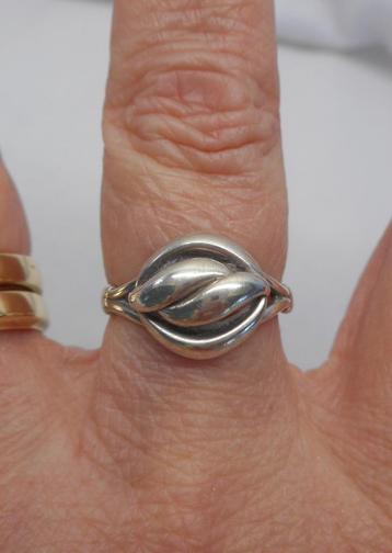 Zilveren vintage fantasie ring maat 17.5 nr.1563 beschikbaar voor biedingen