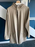 Rains regenjas M/L, Kleding | Heren, Jassen | Zomer, Maat 52/54 (L), Beige, Ophalen of Verzenden, Zo goed als nieuw