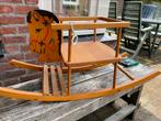 Houten hobbelpaard Amper gebruikssporen Ziet eruit als nieuw, Ophalen, Zo goed als nieuw