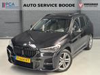 BMW X1 sDrive18i (136 pk) M-Sport automaat - panorama / schu, Leder en Stof, Zwart, Bedrijf, 3 cilinders