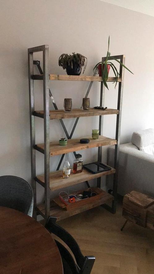 Retro vintage industrieel kast | wandkast | open kast, Huis en Inrichting, Kasten | Wandmeubels, Ophalen