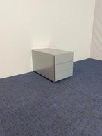 Ladeblok Gispen, aluminium, H 49 x B 42 x D 78 cm.
