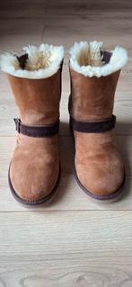 Uggs laarsjes, Kleding | Dames, Schoenen, Ophalen of Verzenden, Zo goed als nieuw, Zwart