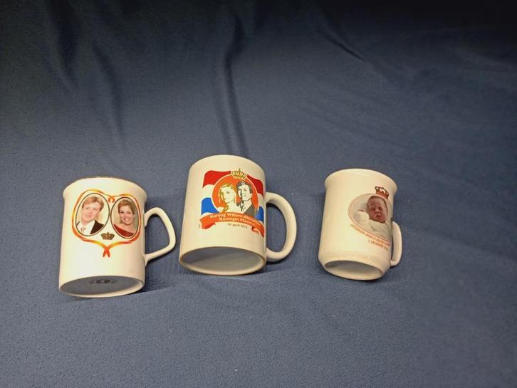 Drie beker koningshuis – Willem Alexander, Maxima, Amalia, Verzamelen, Koninklijk Huis en Royalty, Gebruikt, Servies, Nederland