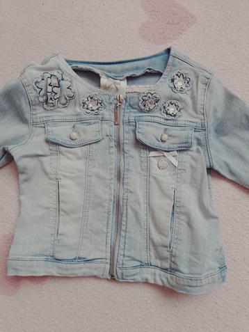 Le Chic spijkerjasje maat 110/ 5 jaar  beschikbaar voor biedingen