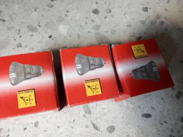 3x nieuwe halogeenlamp MR8+C beschikbaar voor biedingen