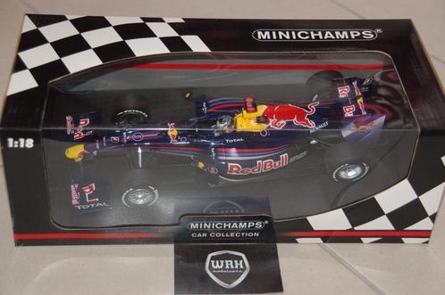 1:18 RED BULL RACING SHOWCAR 2010 F1 VETTEL Minichamps WRH, Hobby en Vrije tijd, Modelauto's | 1:18, Zo goed als nieuw, Auto, MiniChamps